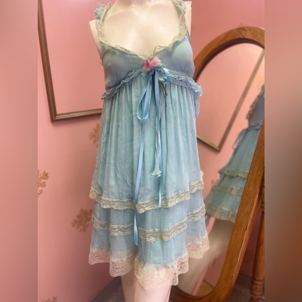 Rare vintage Dolce & Gabbana silk lace dress.